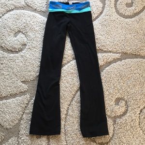 Reversible ivivva yoga pants